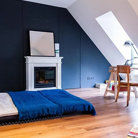 Lovely Studio Near Montmartre